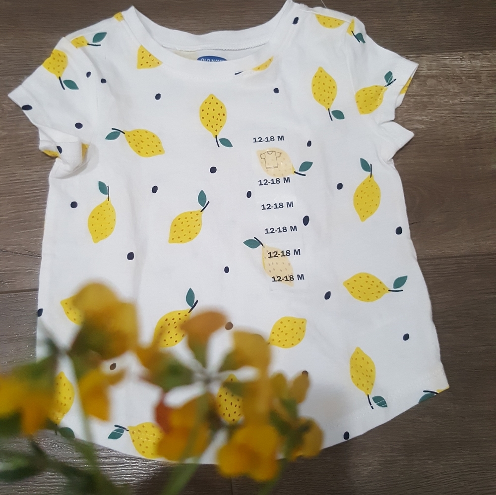 Girl's t shirt